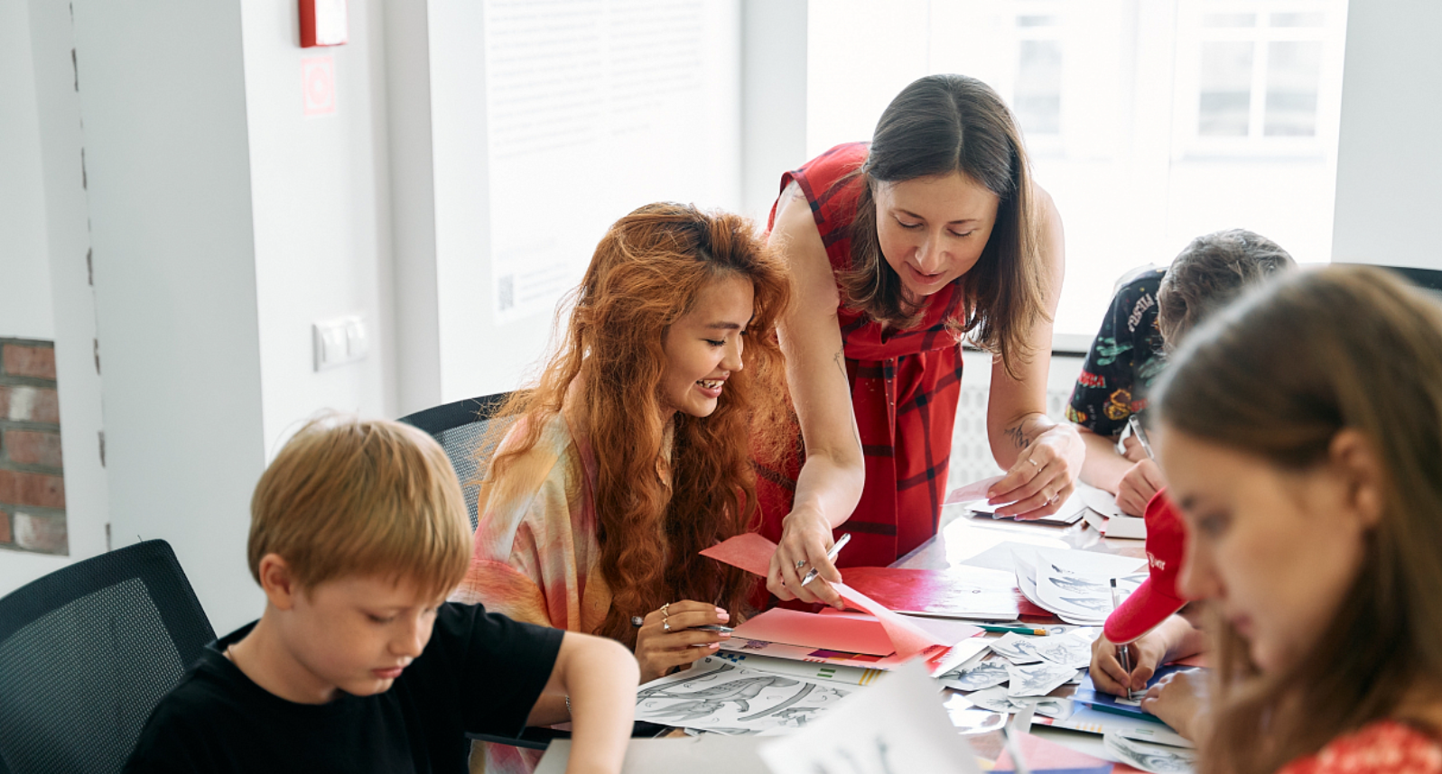 «Искусство возможностей»: Sistema Gallery и БФ «Система» провели бесплатные детские мастер-классы